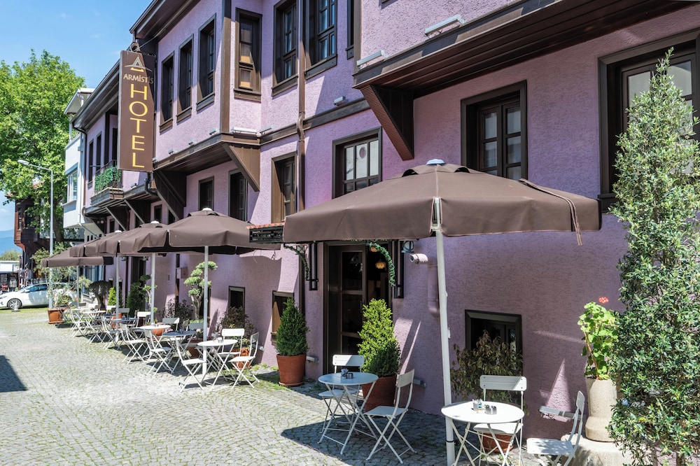 Armistis Hotel 46/50