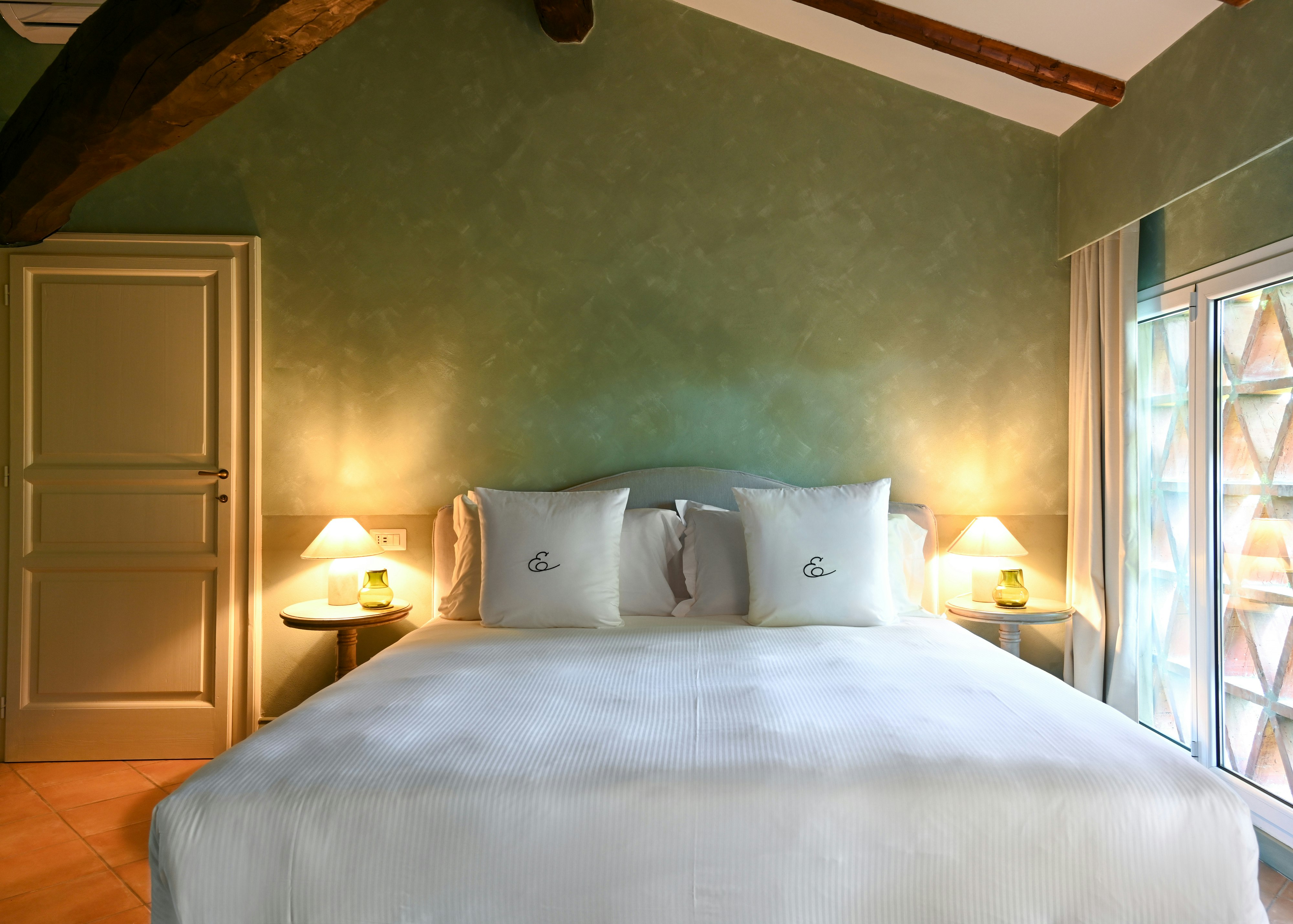 Elizabeth Country House 13/25