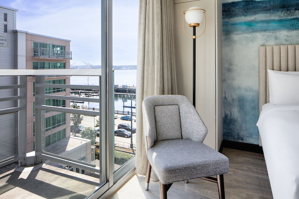Seattle Marriott Waterfront 30/58