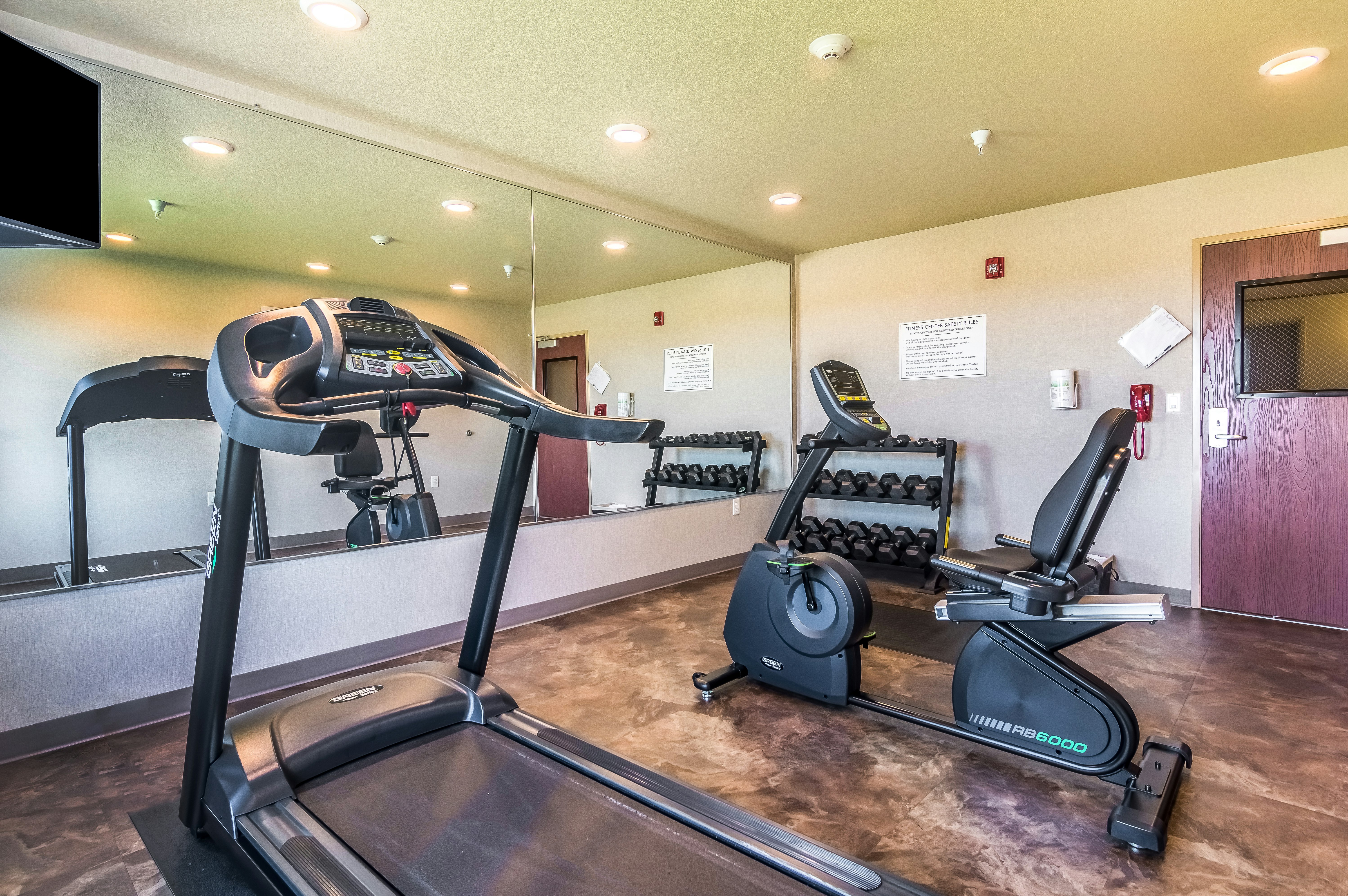 Cobblestone Inn & Suites - Lakin 15/27