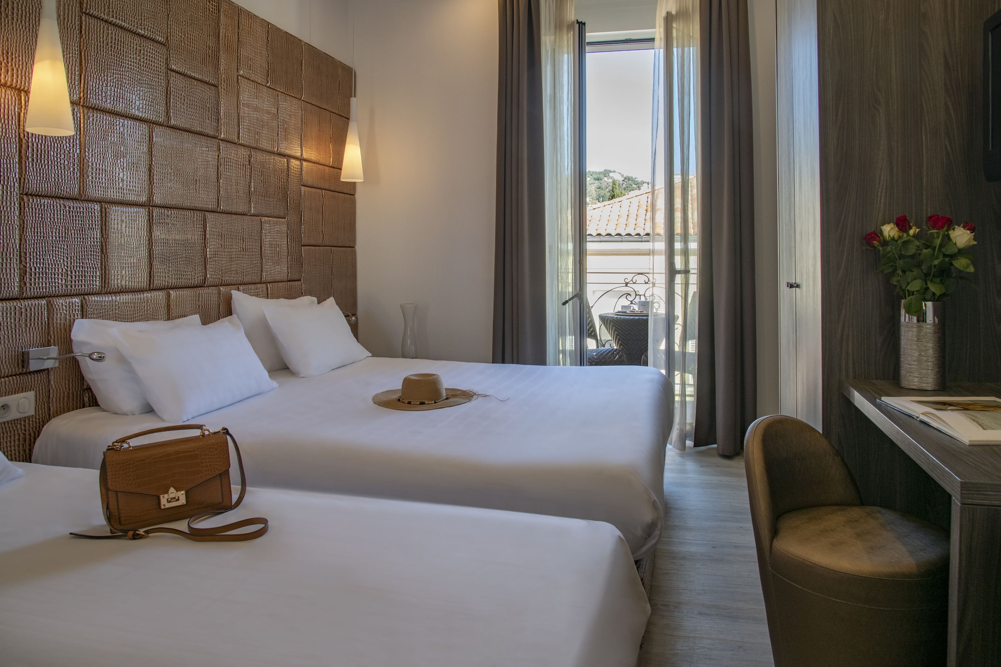 غرفة ثلاثية بثلاثة أسرّة، Golden Tulip Cannes de Paris 2/10