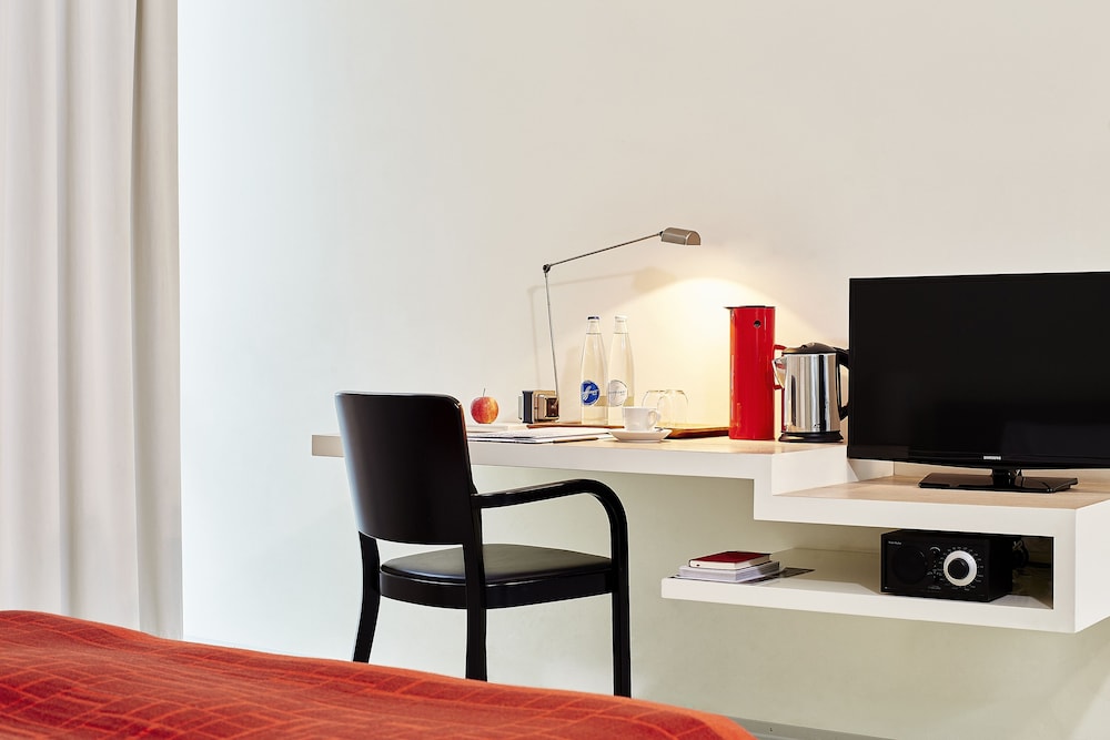 Greulich Design And Lifestyle Hotel 66/78