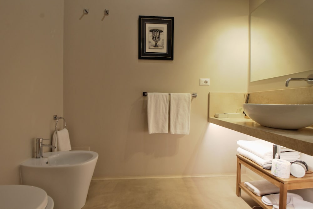 Domus 21 Luxury Suites 41/50