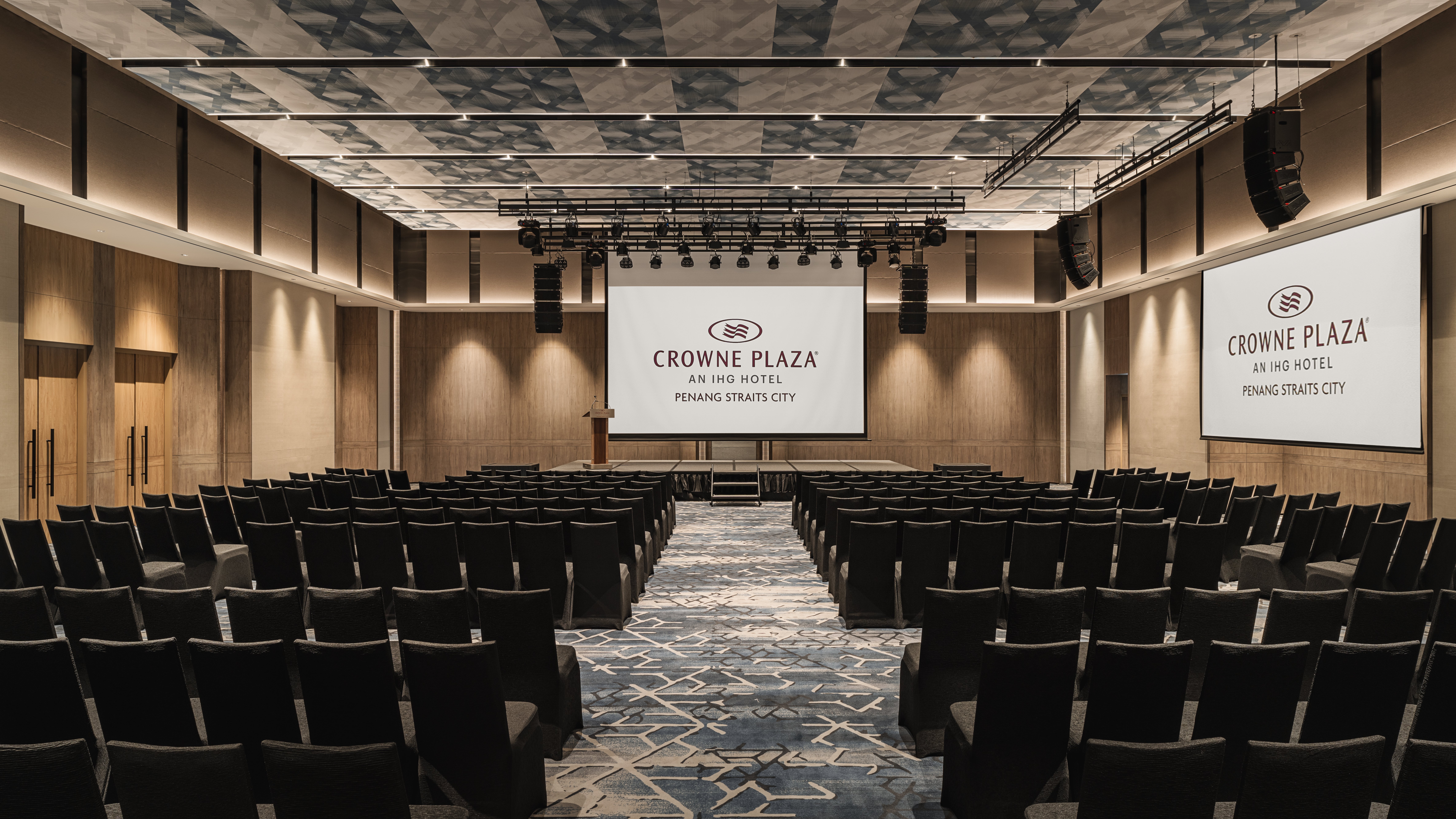 Crowne Plaza Penang Straits City 38/50