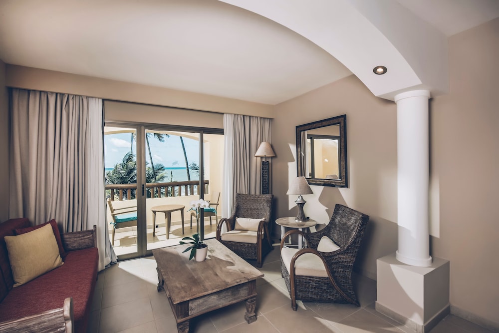 Iberostar Waves Bahia 35/61