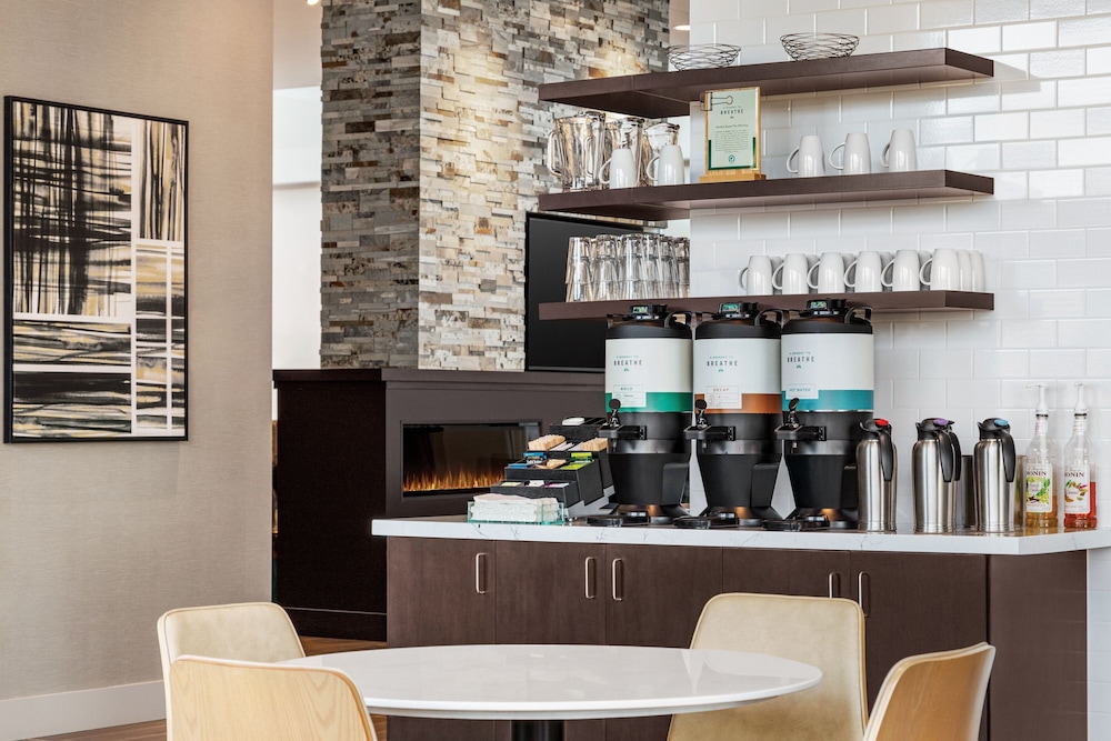 Residence Inn by Marriott New York JFK Airport 25/36