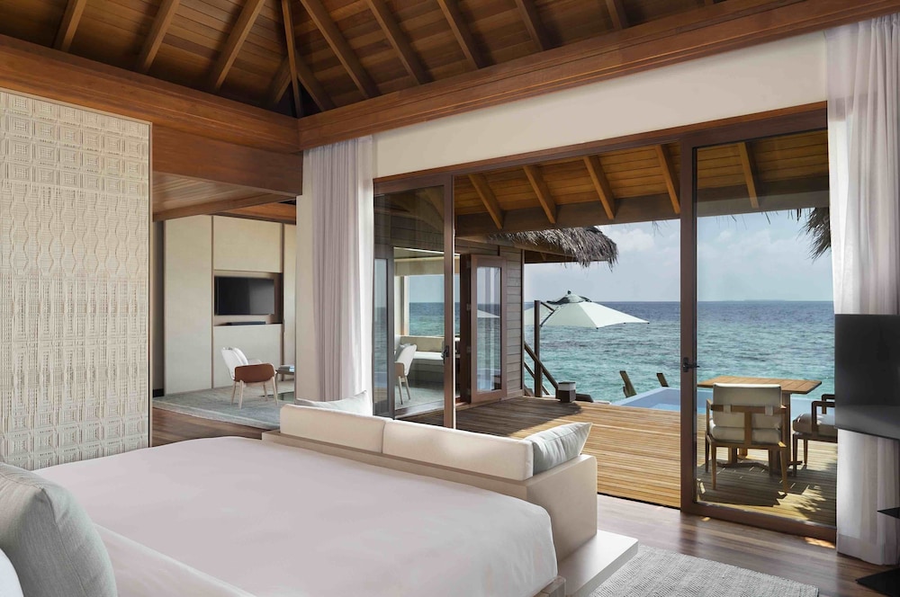Huvafen Fushi 19/105