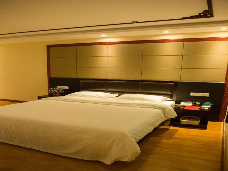 GreenTree Inn Zaozhuang Shanting JinkeGuoji Yijiaren Hotel 23/59