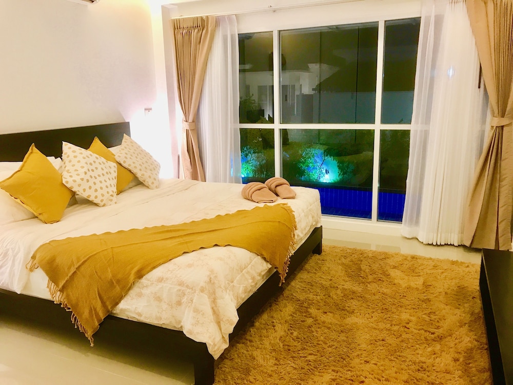2 Bed Villa 15 Min Walk To Beach 8/36