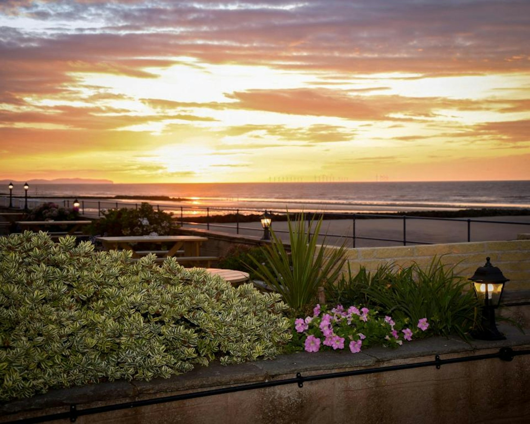 The Beaches Hotel 96/100