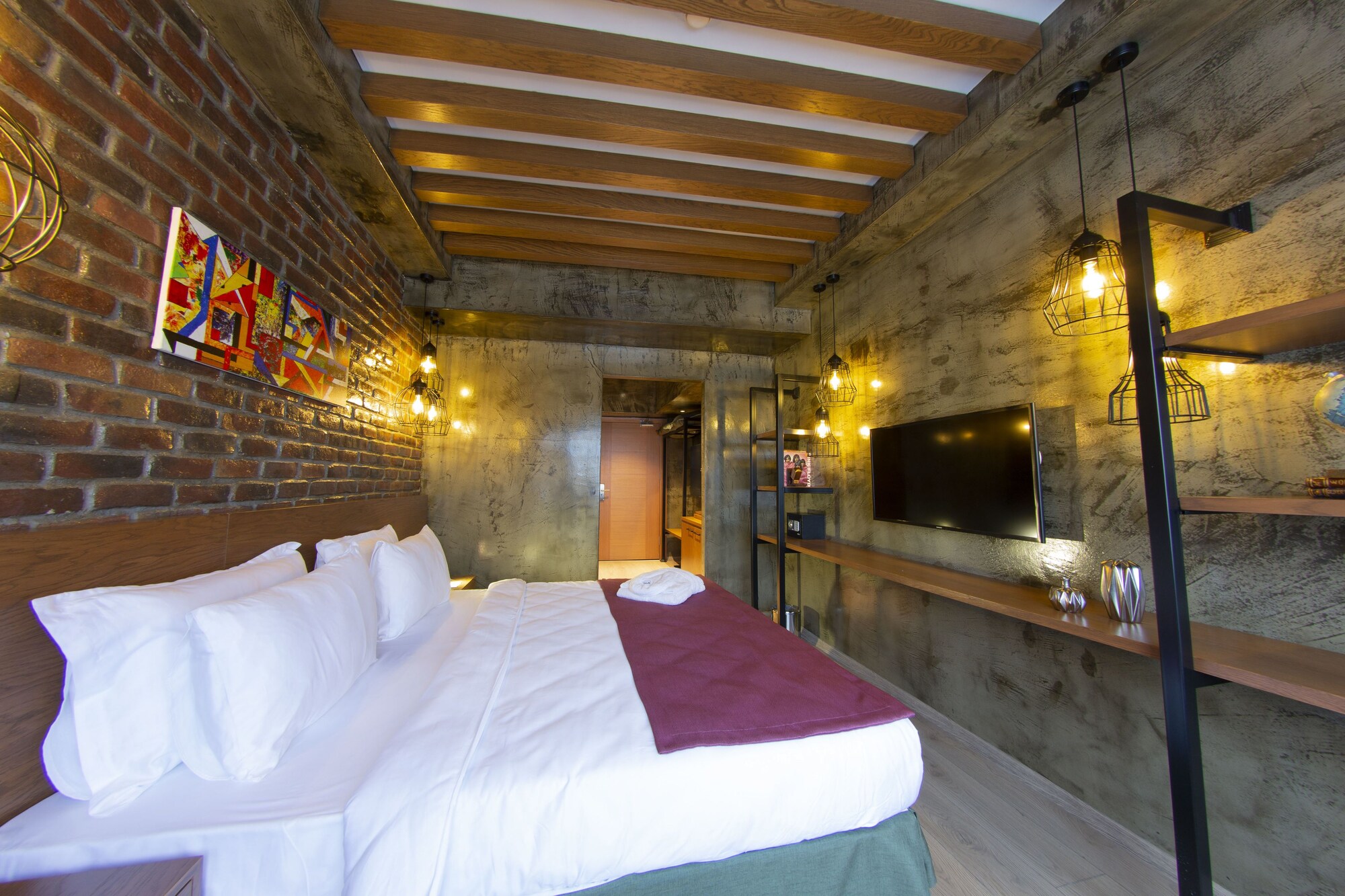 Deluxe, Queen Bed, Bosphorus View, Balcony
