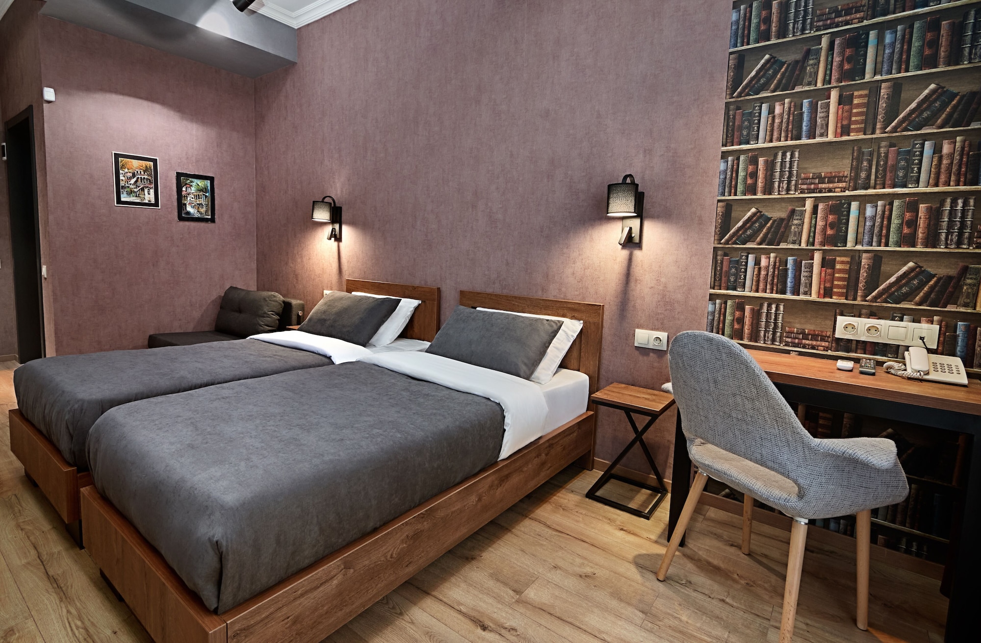 ROOM, TWIN BEDS, CITY VIEW