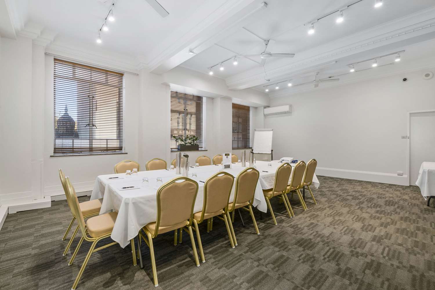 Castlereagh Boutique Hotel Ascend Hotel Collection 10/11