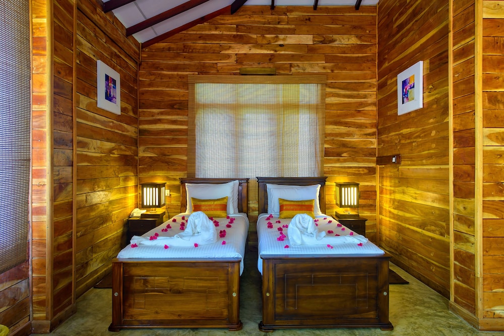 Karunakarala Ayurveda Spa & Resort 11/50