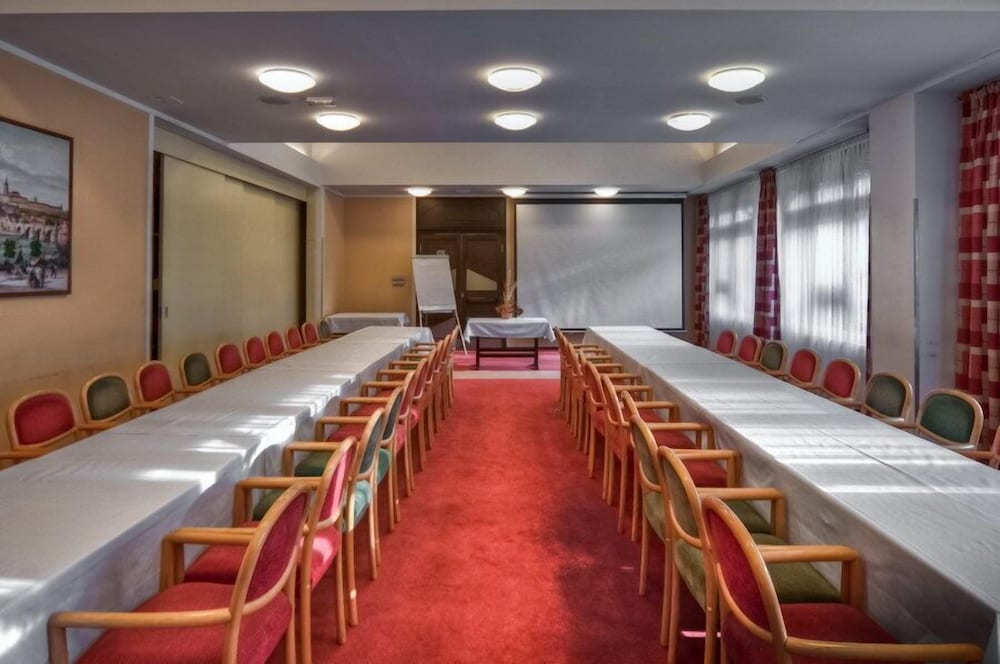 Hotel Globus 31/51