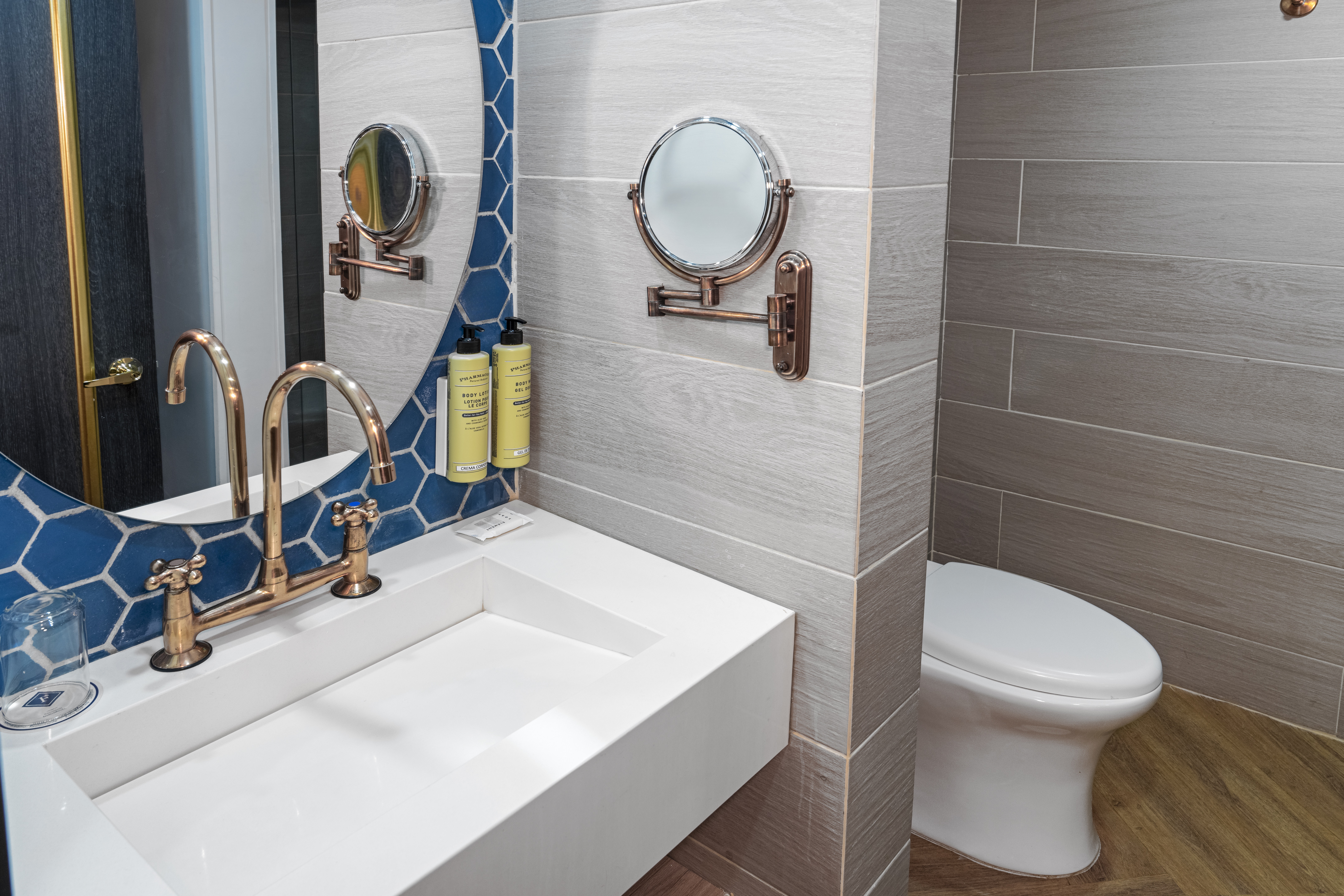 غرفة قياسية بسرير كوين، Hotel Faranda Collection Cali 3/3