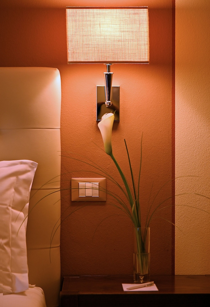 Best Western Grand Htl Guinigi 36/62