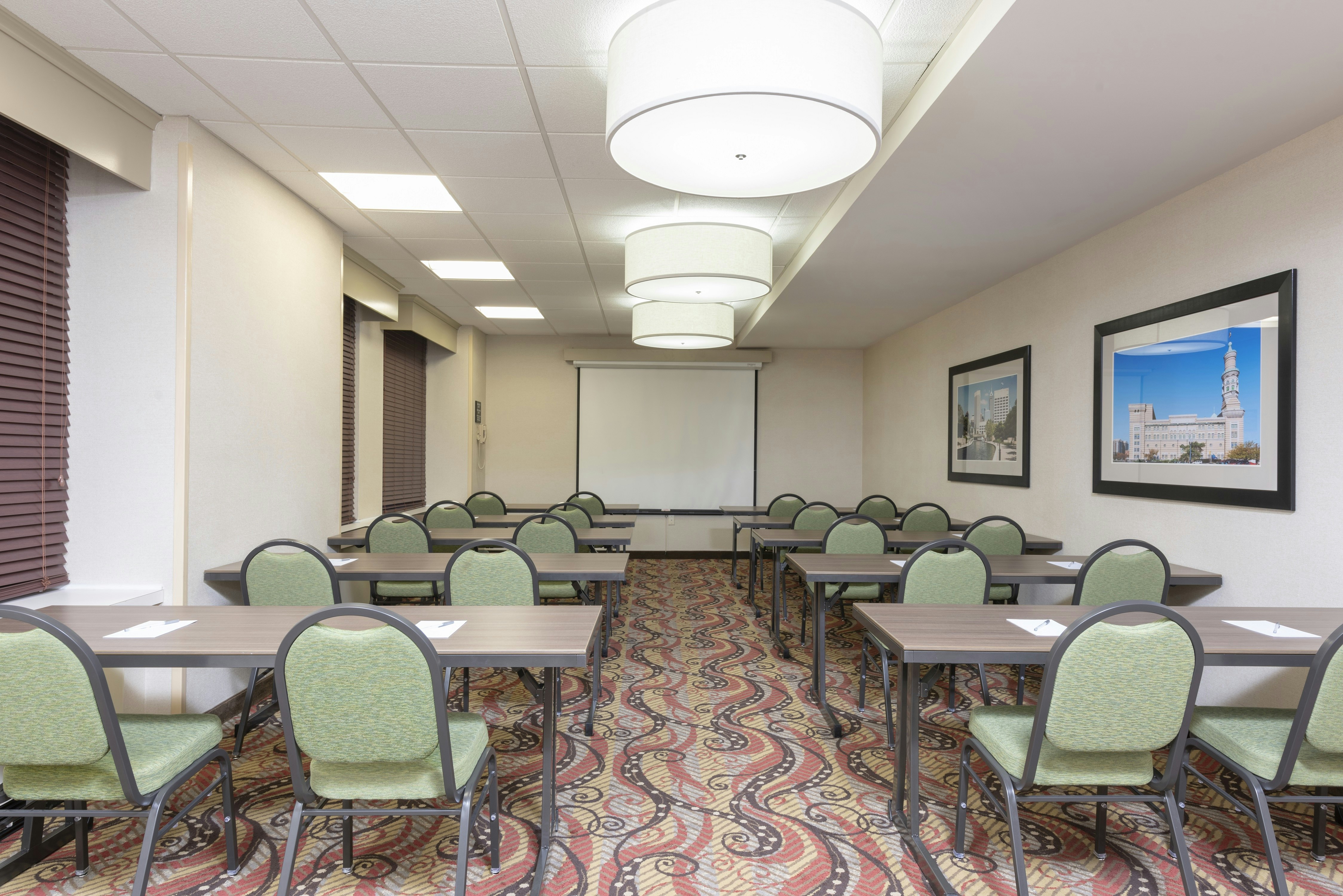 Hampton Inn Indianapolis Downtown Across From Circle Centre 63/75