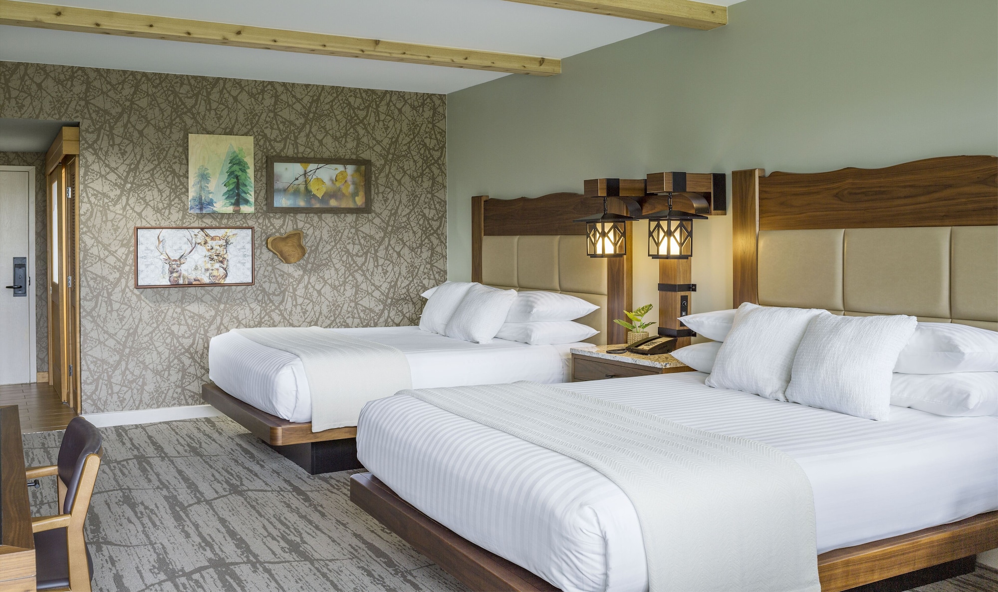 Resort, 2 Queen Beds, Accessible