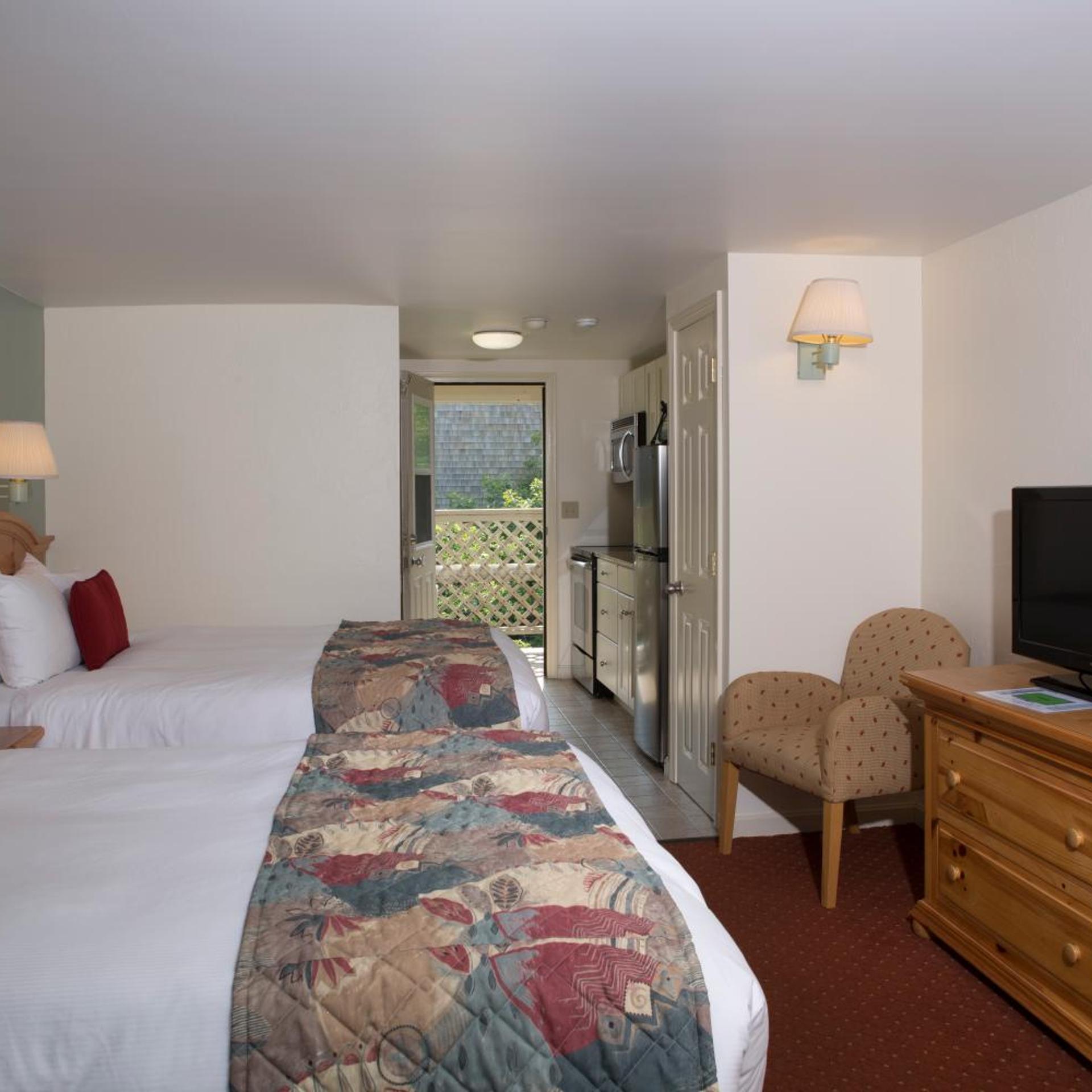 The Corsair & Cross Rip Oceanfront Hotel 15/50