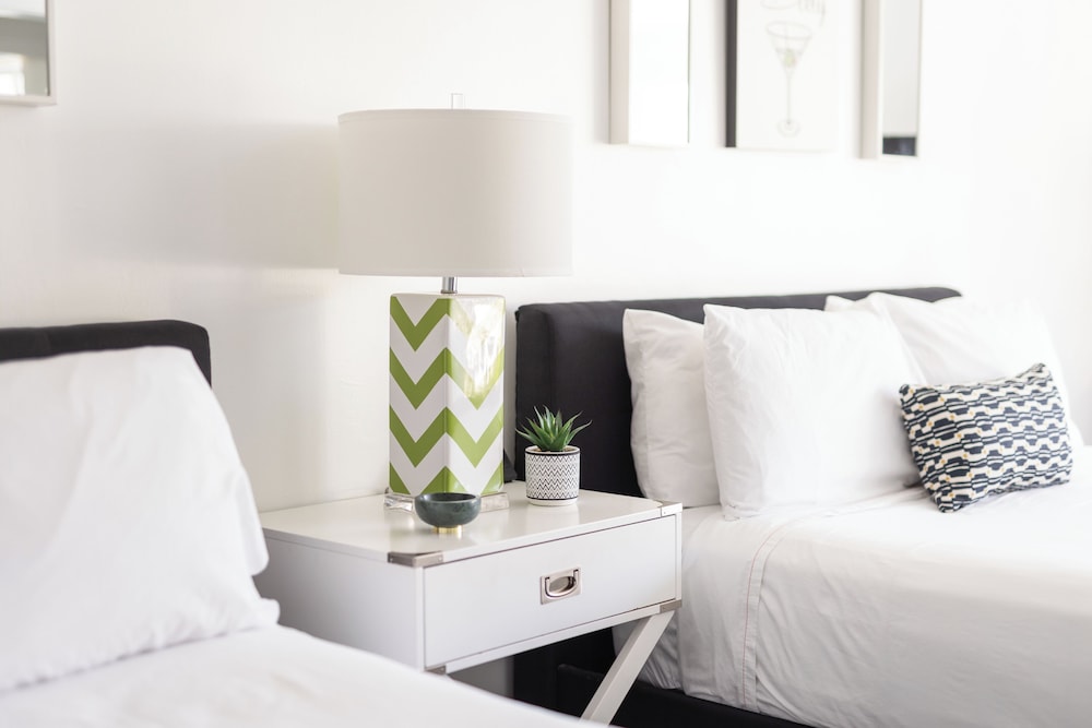 The Three Fifty Hotel - Adults Only 25/63