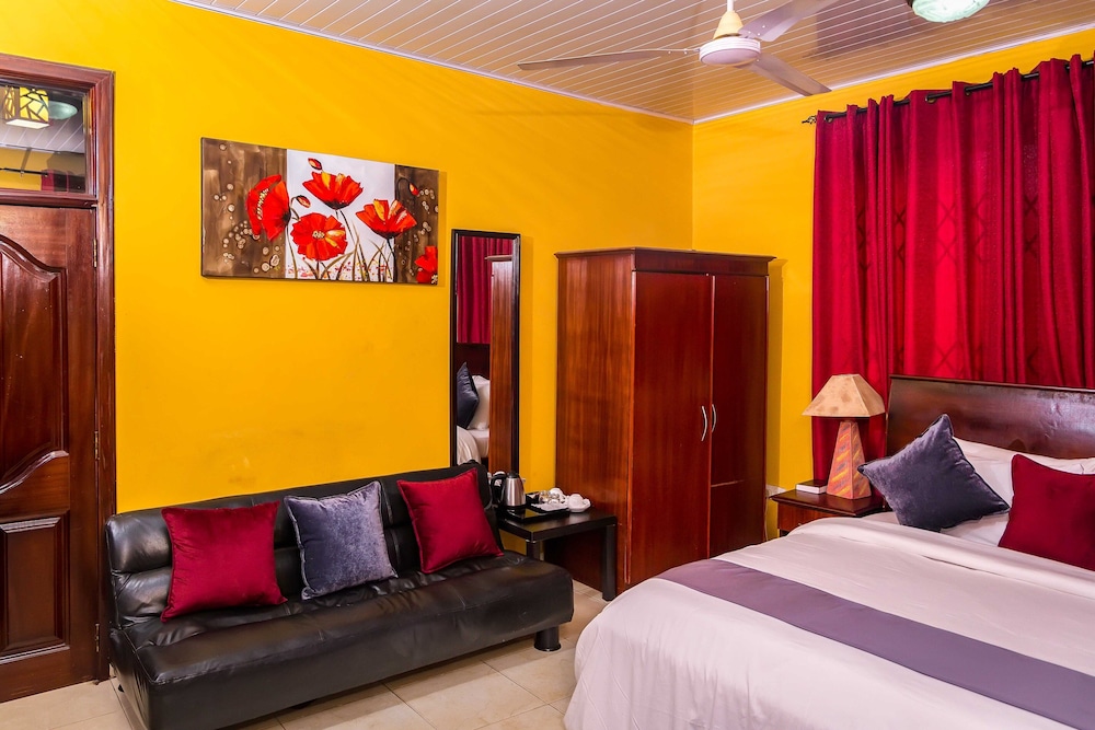 Oriental Hotel North Legon - Adults Only 26/39
