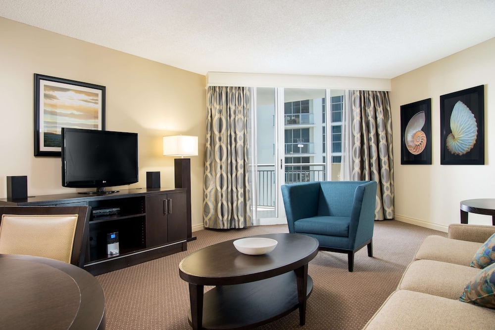Doubletree By Hilton Ocean Point Resort – North Miami Beach 39/68