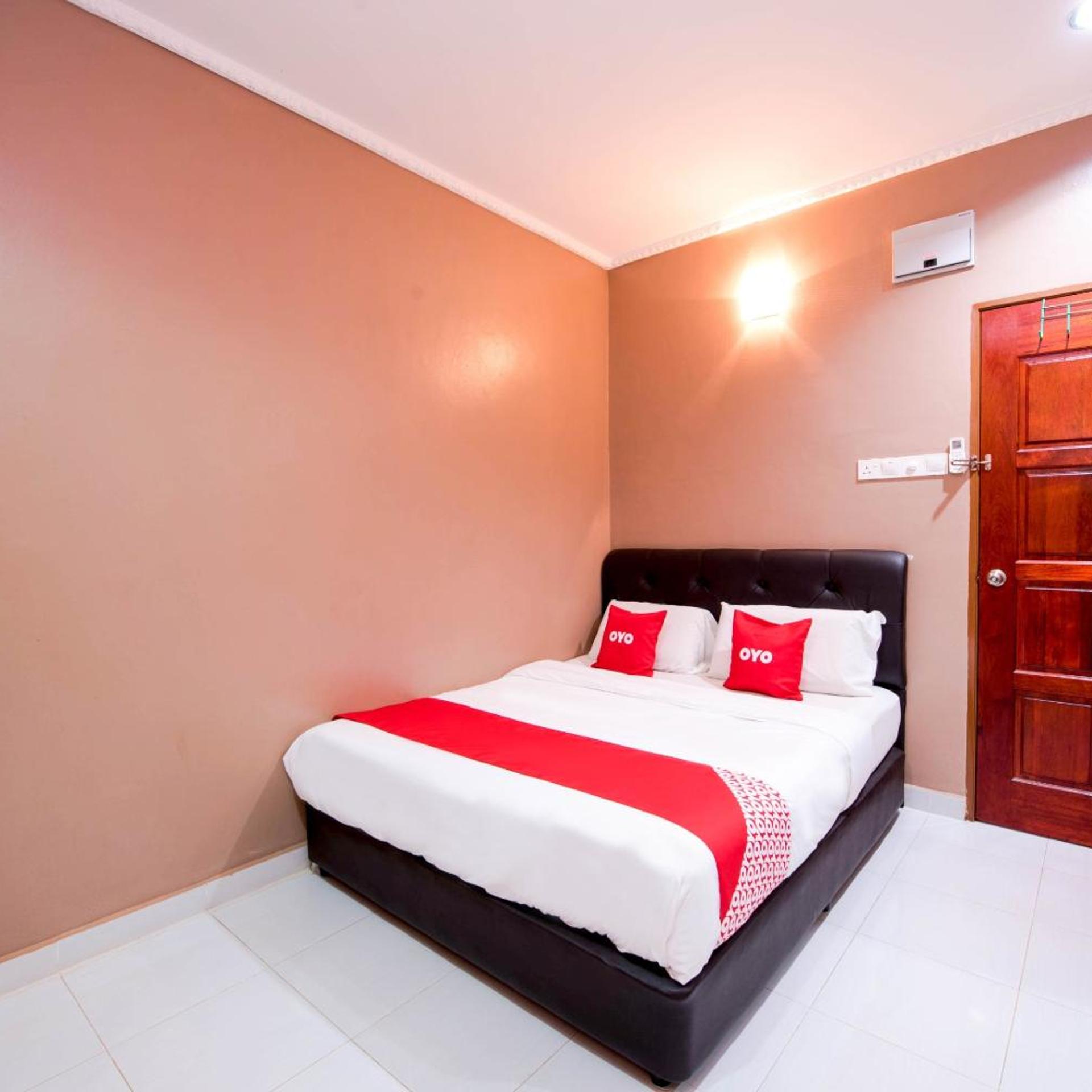 Hotel O Rg Motel 21/63