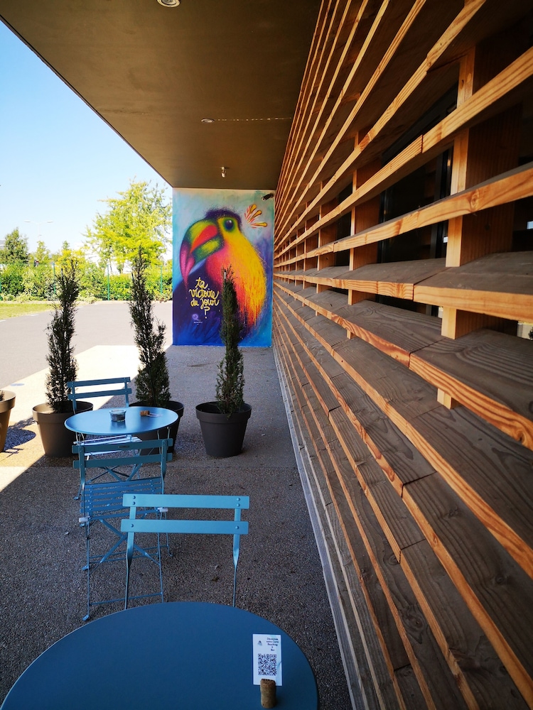 Akena City Reims-Bezannes 42/62