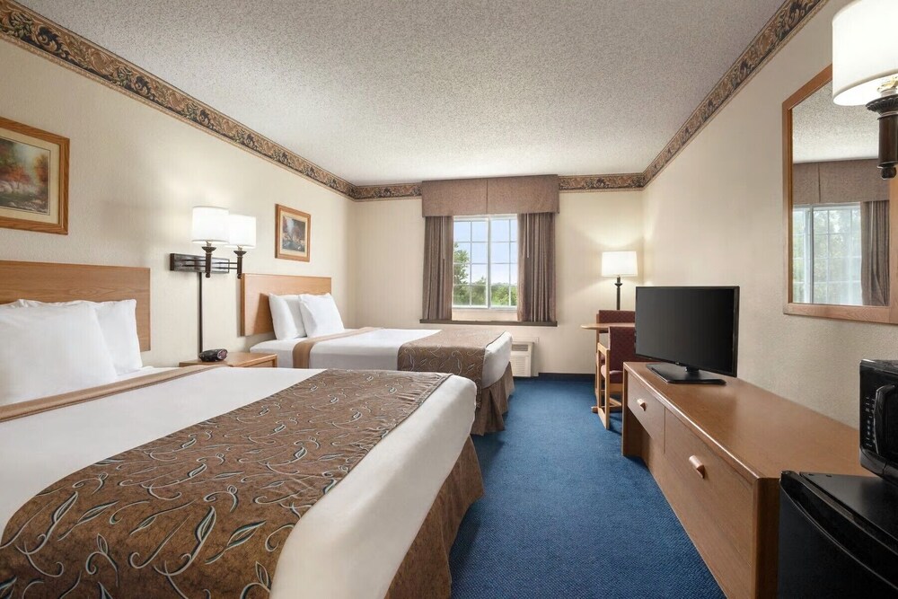 Travelodge By Wyndham Fort Scott 16/39