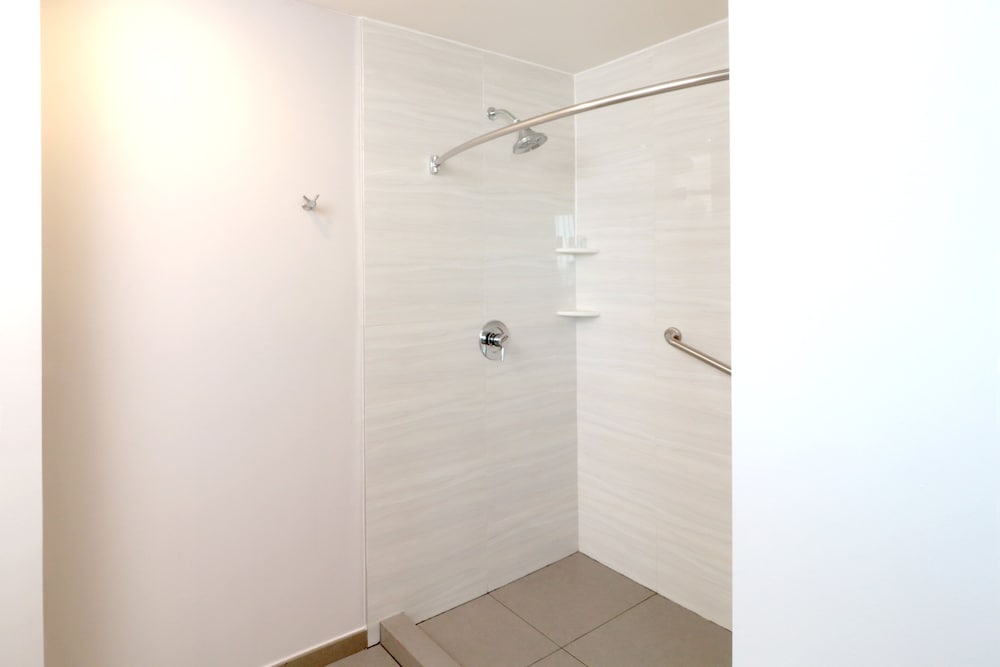 Holiday Inn Express Suites Hermosillo 50/50