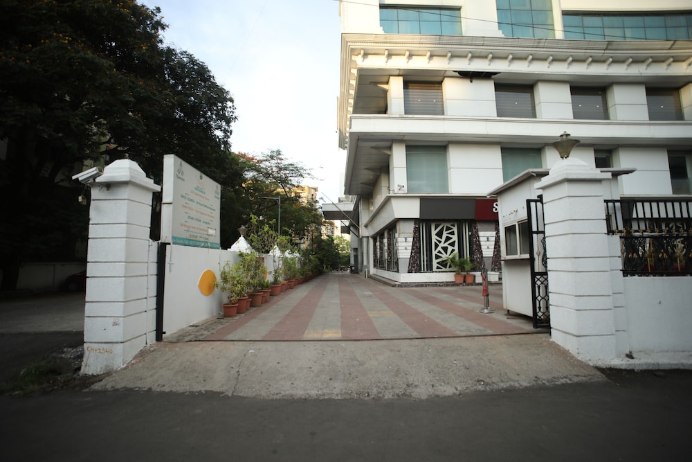The Byke Suraj Plaza 60/64