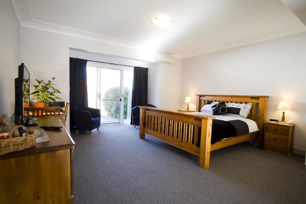 Moore Park Inn 13/39