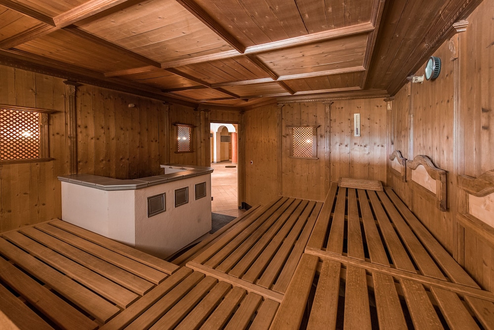 Hotel Und Landgasthof Altwirt 25/43