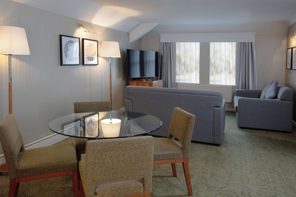 The Park Royal Hotel & Spa 51/71
