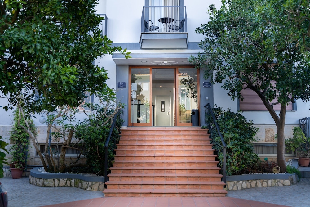 Hotel La Pergola Sorrento 1/68