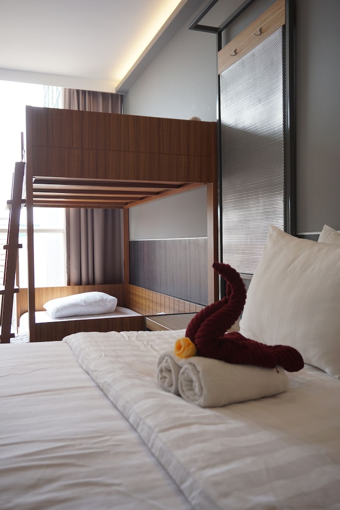 Hotel Pantes Simpang Lima Semarang 13/34