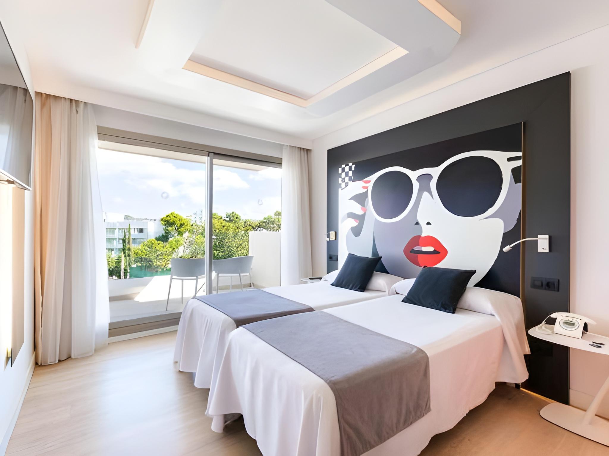 Superior, Single, Double Bed, Pool View