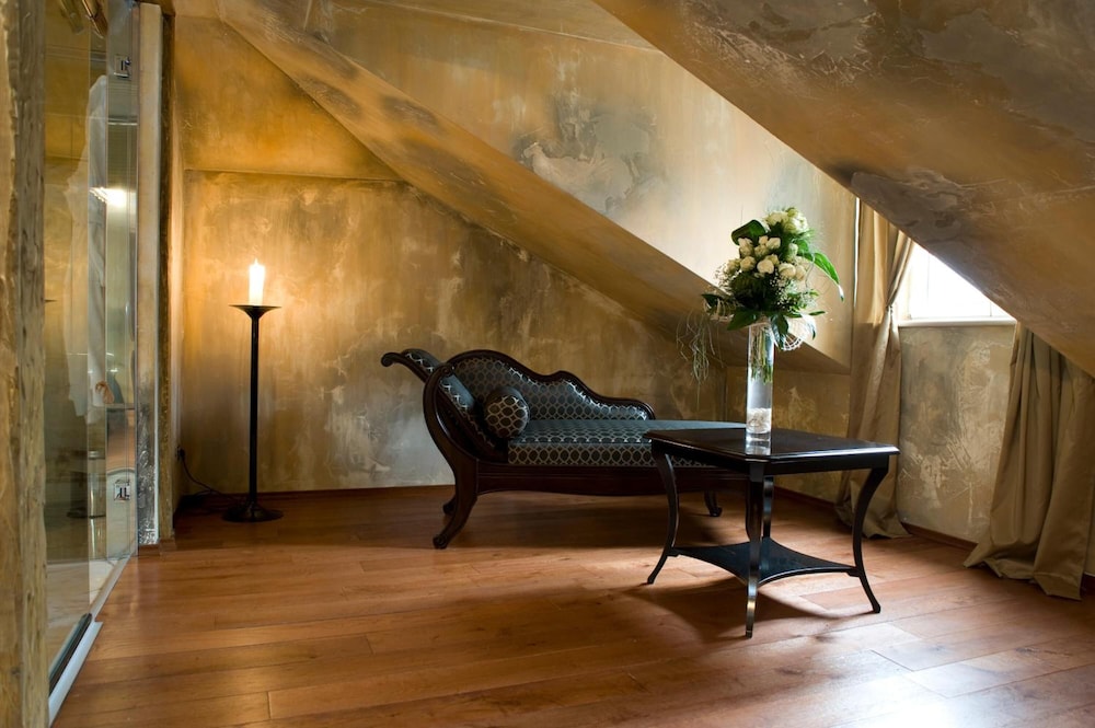 Boutique Hotel Astoria 35/66