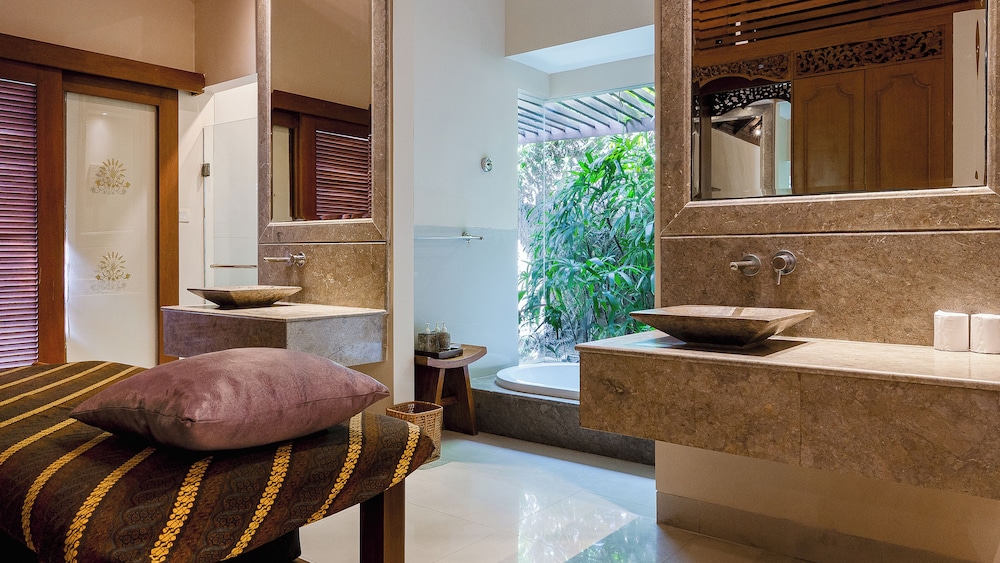 Disini Luxury Spa Villas 40/50