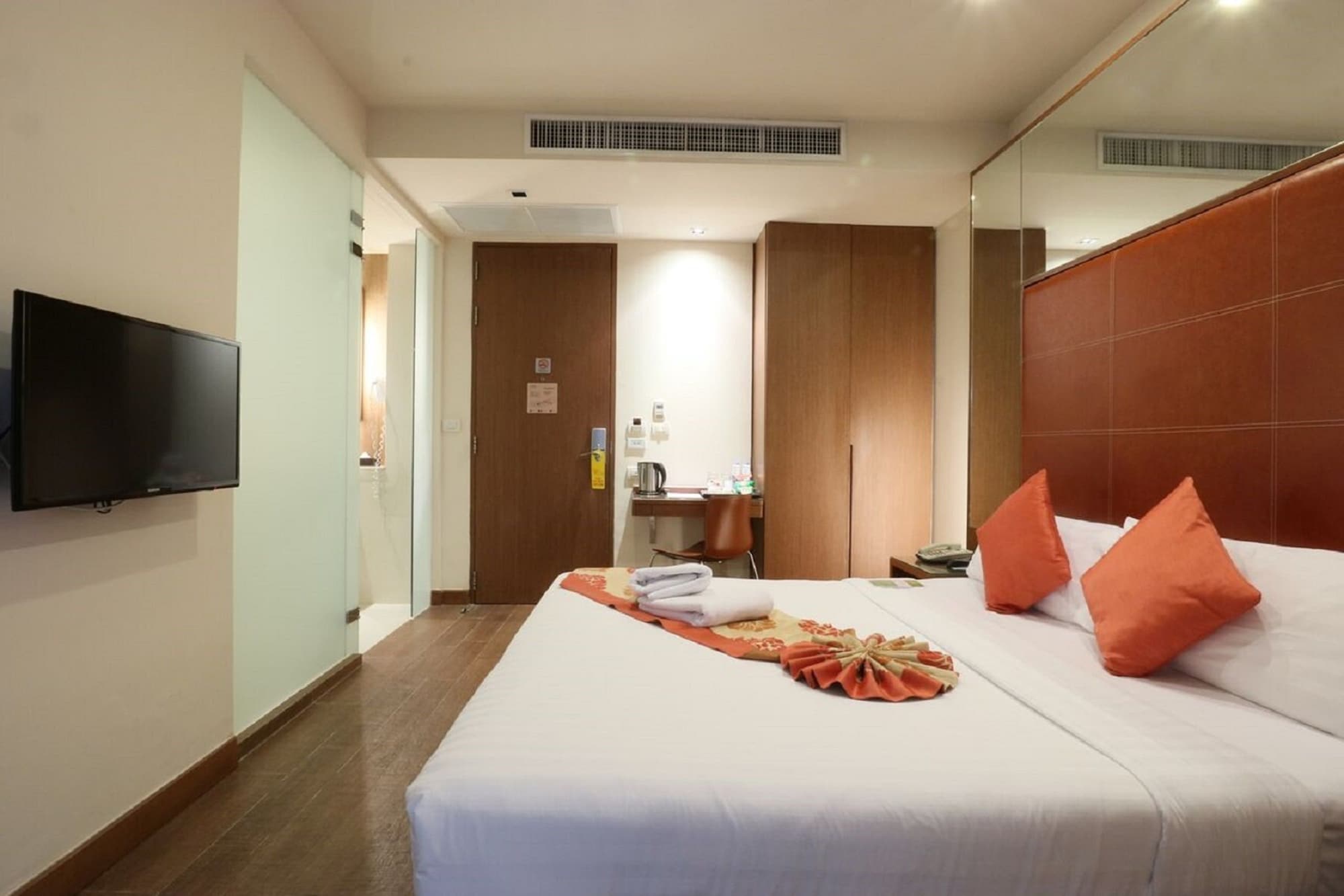 Amber Deluxe Room