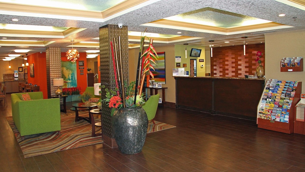 Best Western Plus Universal Inn 7/46