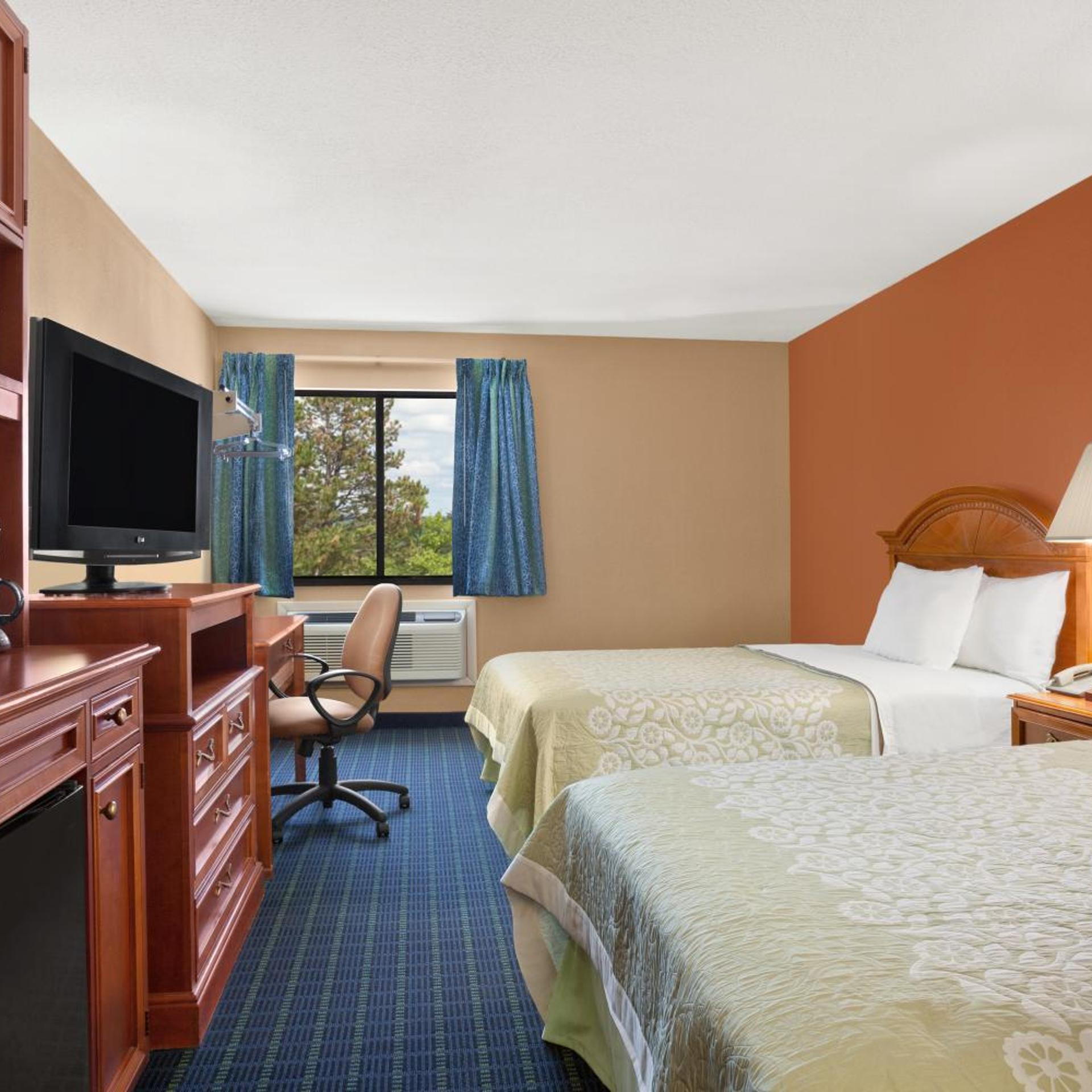 Days Inn By Wyndham Middletown 4/21