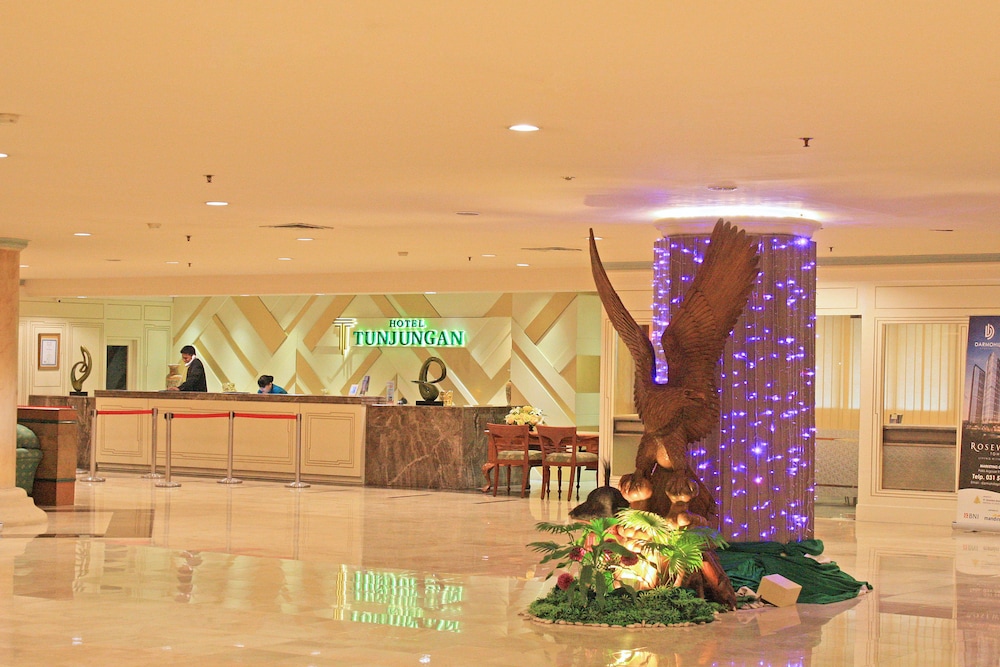 TUNJUNGAN HOTEL 9/73