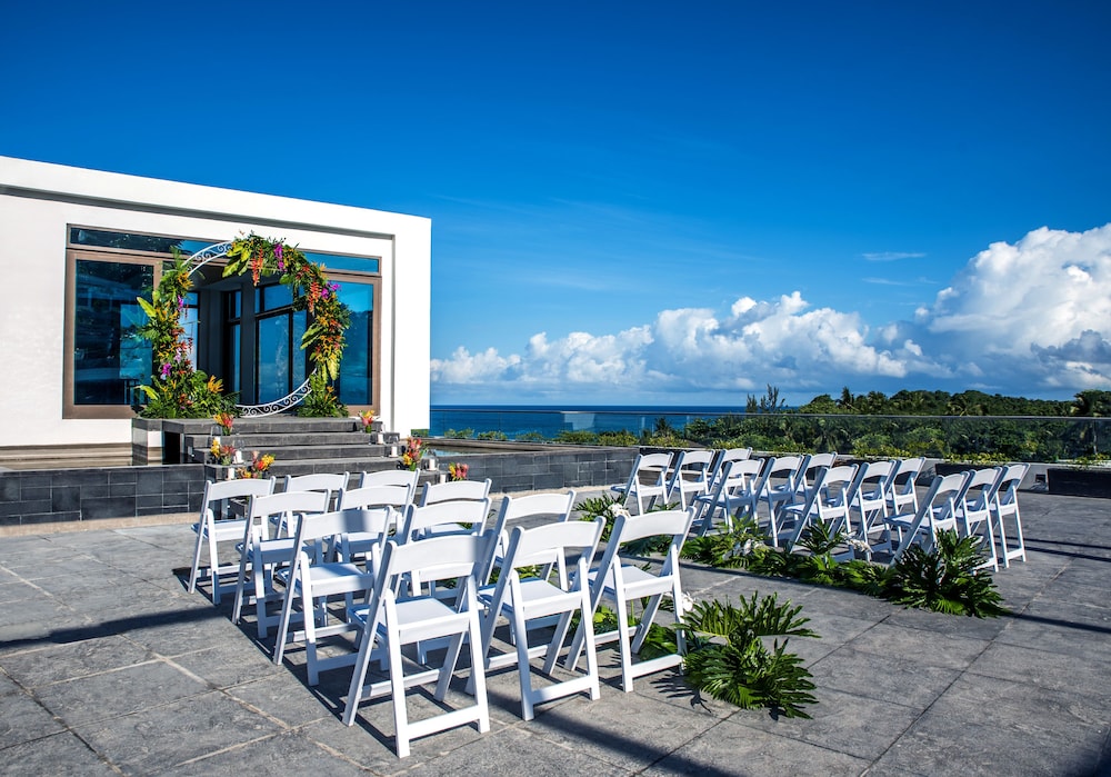 Crimson Resort & Spa Boracay 7/62