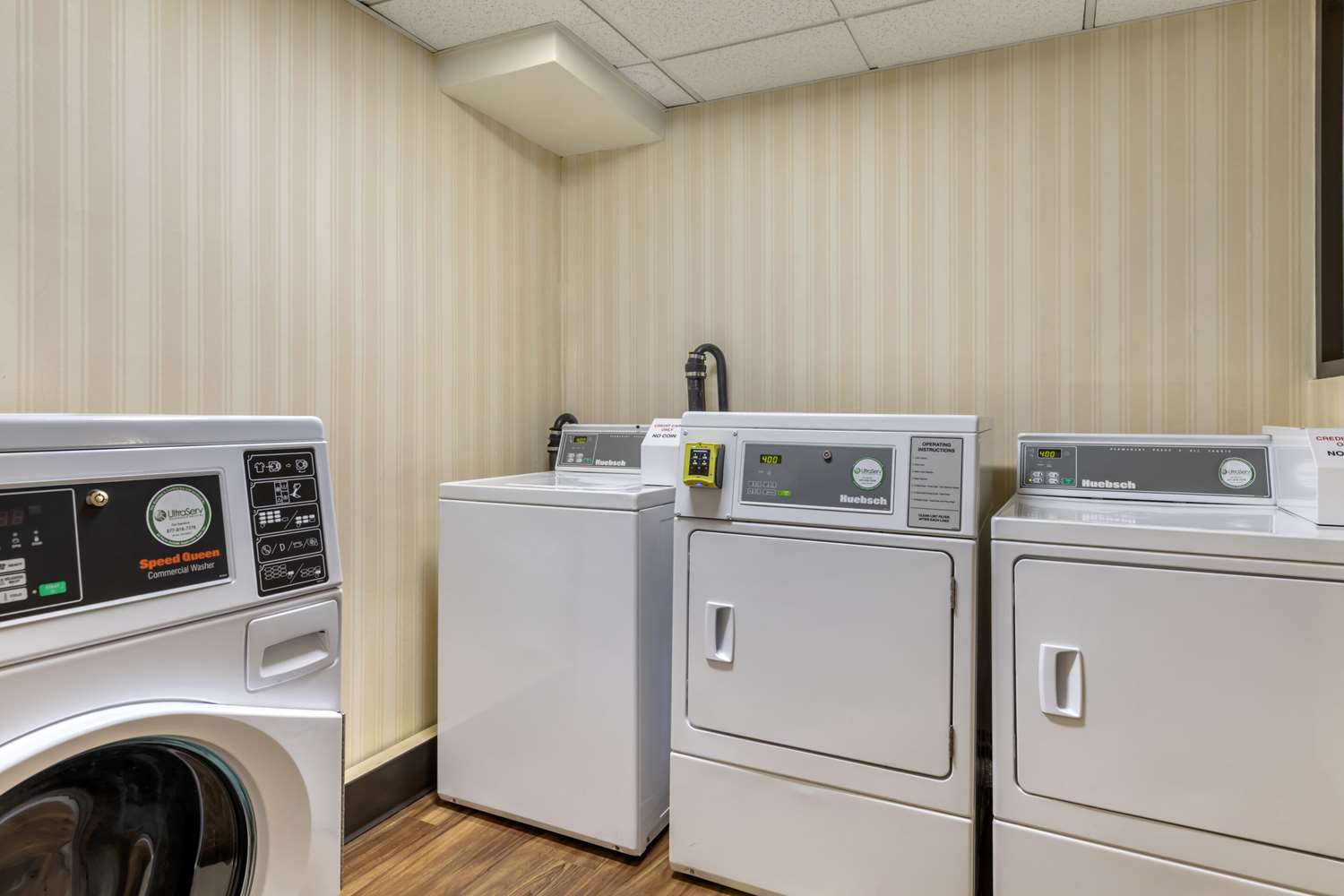 Clarion Hotel Anaheim Resort 41/45