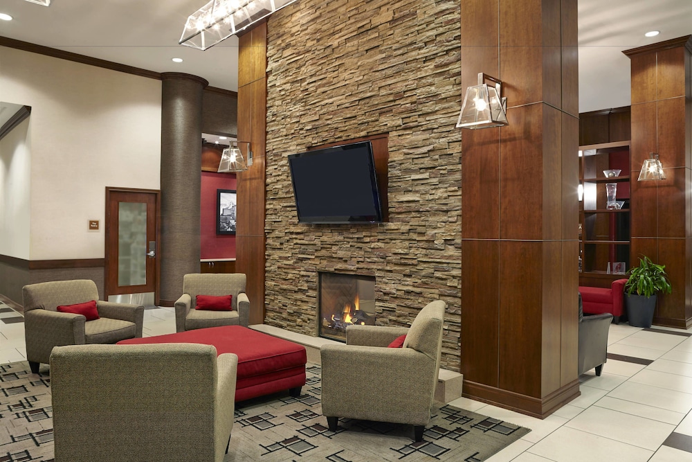 Four Points by Sheraton Calgary Airport 13/25