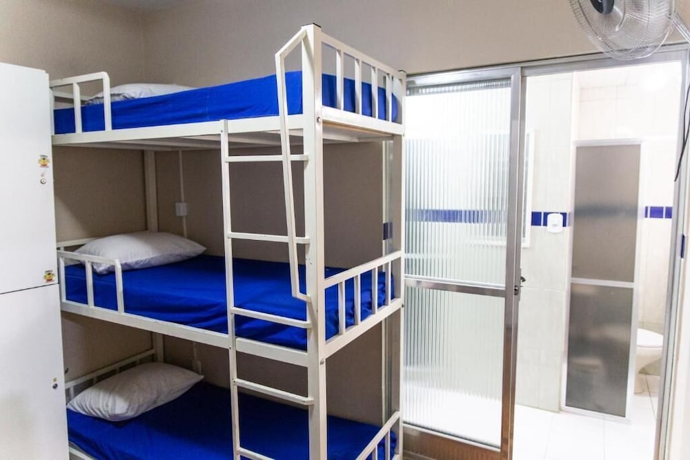 Solar Hostel 7/63