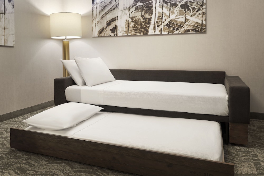 SpringHill Suites by Marriott Las Vegas Airport 8/29