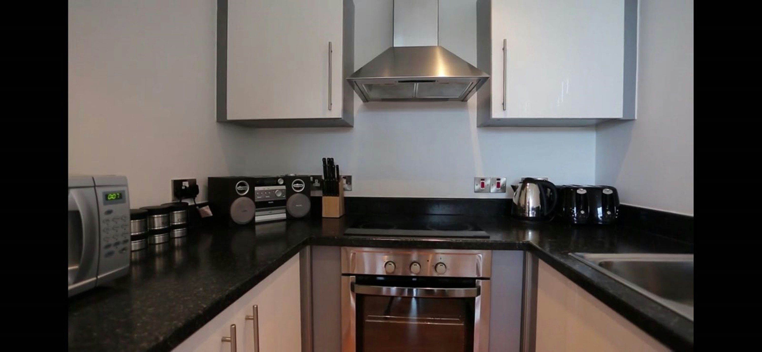 Quay Apartments Salford Quays 22/22